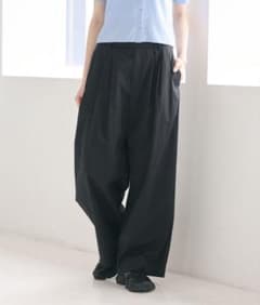 BEAUTY&YOUTH ナイロンコットン ワイドタックパンツ ウォッシャブルのサムネイル