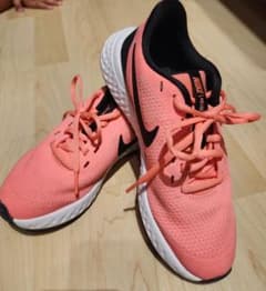 NIKEスニーカーのサムネイル