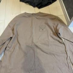 BILLABONG ビラボン スウェット ベージュのサムネイル