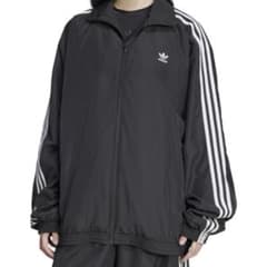 値下げ中　adidas originals オーバーサイズ トラックトップのサムネイル