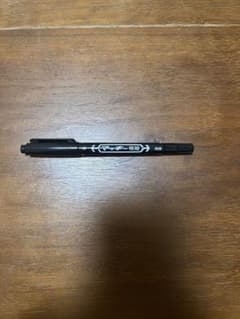 黒マッキー クリップ付きのサムネイル