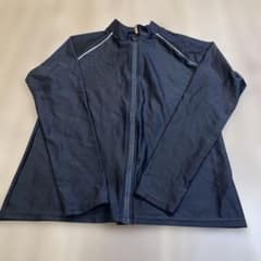 【美品】ラッシュガード 長袖 ネイビー 青 前ジップ メンズS相当 170cmのサムネイル