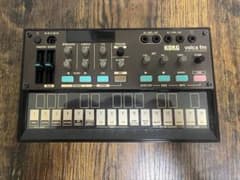 KORG volca fm2 FM音源シンセサイザーのサムネイル