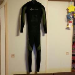AIR TIGHTウエットスーツのサムネイル