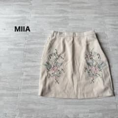 ⓪ MIIA ミーア 花柄刺繍 タイトスカート アイボリー ウエストゴム F