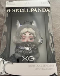 SKULL PANDA XGコラボ ぬいぐるみペンダント POPMARTのサムネイル