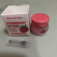 glow & day STRAWBERRY LIP CARE 6.5gのサムネイル