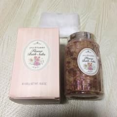 JILL STUART ジルスチュアート フラワーバスソルトのサムネイル