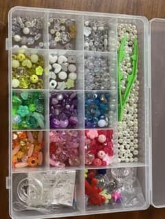 カラフルビーズまとめてお譲りしますのサムネイル