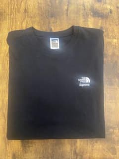 supreme×The North FaceコラボTシャツのサムネイル