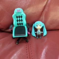 初音ミク フィギュア ゲーミングチェア セットのサムネイル