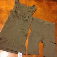 UNIQLOルームウエアのサムネイル
