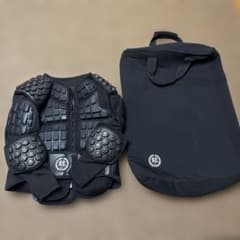 YOROI プロテクター 黒 収納バッグ付きのサムネイル