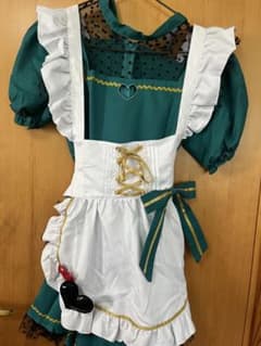 グリーンメイド服のサムネイル