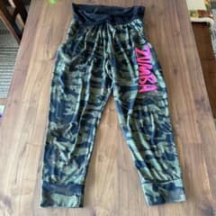 ZUMBA WEAR カモフラ柄 レギンスのサムネイル
