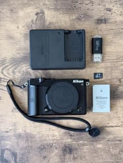 Nikon 1 J5 ボディ ブラックのサムネイル