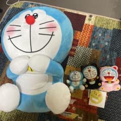 ドラえもんぬいぐるみ＆キーホルダー＋おまけのサムネイル