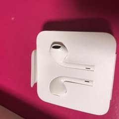 iPhone7イヤホンのサムネイル