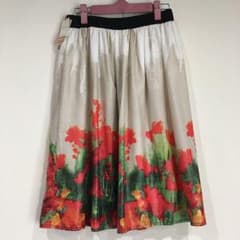 スカート 花柄のサムネイル
