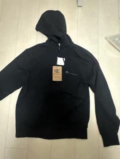 Champion ブラック ジップパーカー 新品　希少✨のサムネイル