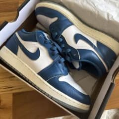 Sato様専用。箱付き一回使用のみNike Air Jordan 1 Lowのサムネイル