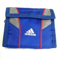 ちゃんはる様専用　adidasu  折り財布のサムネイル