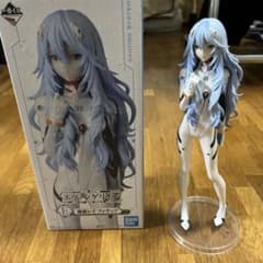 最終値下げ！エヴァンゲリオン 一番くじ E賞 綾波レイ フィギュアのサムネイル