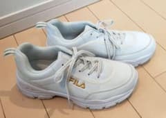 FILA　スニーカーのサムネイル