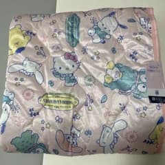 サンリオ冷感敷きパッド　シングルサイズのサムネイル