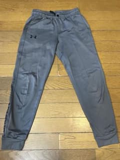 UNDER ARMOUR グレー ジャージパンツのサムネイル