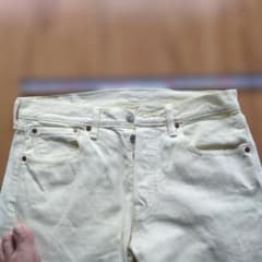 ストレートデニム パンツ ライトイエローのサムネイル