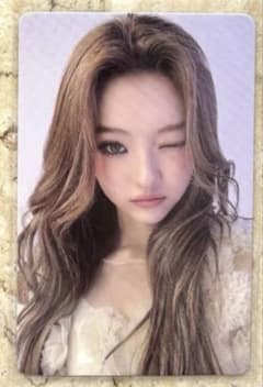 MEOVV yizhiyu 中国北京 サイン会 特典 トレカ エラ Ella - メルカリ