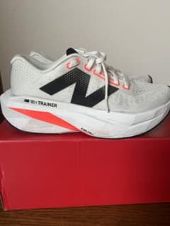 ニューバランスFuelCell SuperComp Trainer25.5cm - メルカリ