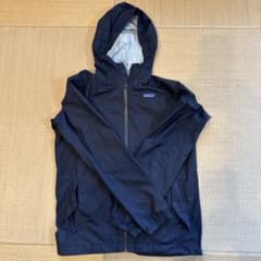 patagonia フード付きジャケット S 黒のサムネイル