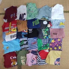 最終値下げ　KIDS　ロンＴ　２５枚　１２０㌢のサムネイル
