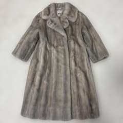 【サファイアミンク】EMBA 毛皮M　ロング丈　裏地花柄 サファイアミンク】EMBA 毛皮M ロング丈 裏地花柄 - メルカリ