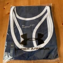 UNDER ARAMOUR アンダーアーマー タンクトップのサムネイル