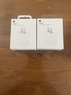 Apple 純正　電源アダプタ　USB-Cのサムネイル