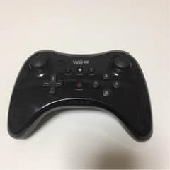 【残り２つ！】WIiU プロコントローラーのサムネイル
