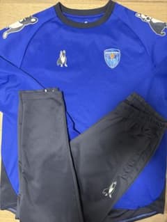 横浜FC サッカージャンキー トレーニングウェア 上下セット XL / L