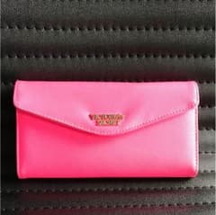 ヴィクトリアシークレット 長財布♡のサムネイル