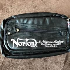 NORTON ボディバッグ 期間限定値下げ！！のサムネイル