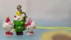 【クリスマス限定】2001年　ハローキティ根付け　超レア＆美品♪ 希少 激レア】ご当地ハローキティ＆ミミィ クリスマスツリー根付け