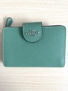 COACH グリーン 二つ折り財布 ［美品］のサムネイル