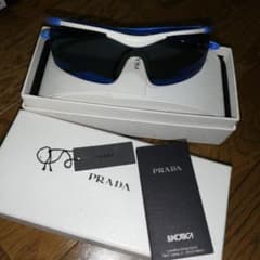 Prada スポーツサングラス Luxottica製 未使用品のサムネイル