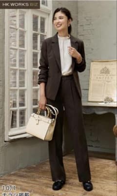 HK WORKS LONDON...スーツ上下セット 新品！タグ付き HK WORKS BIS 濃茶 レディーススーツ上下 - メルカリ
