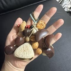 木の実・天然素材 ハンドメイドチャーム ストラップ ナチュラルのサムネイル