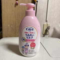 ビオレu 角層まで浸透する うるおいミルク やさしいフローラルの香り 300m…のサムネイル
