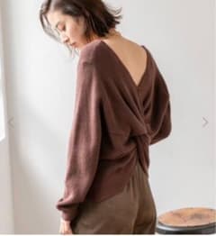ツイストニットのサムネイル