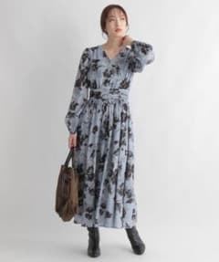 花柄 Vネック ロングワンピースのサムネイル